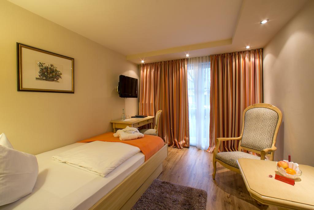 Hotel Hirsch 오버스타우펜 객실 사진